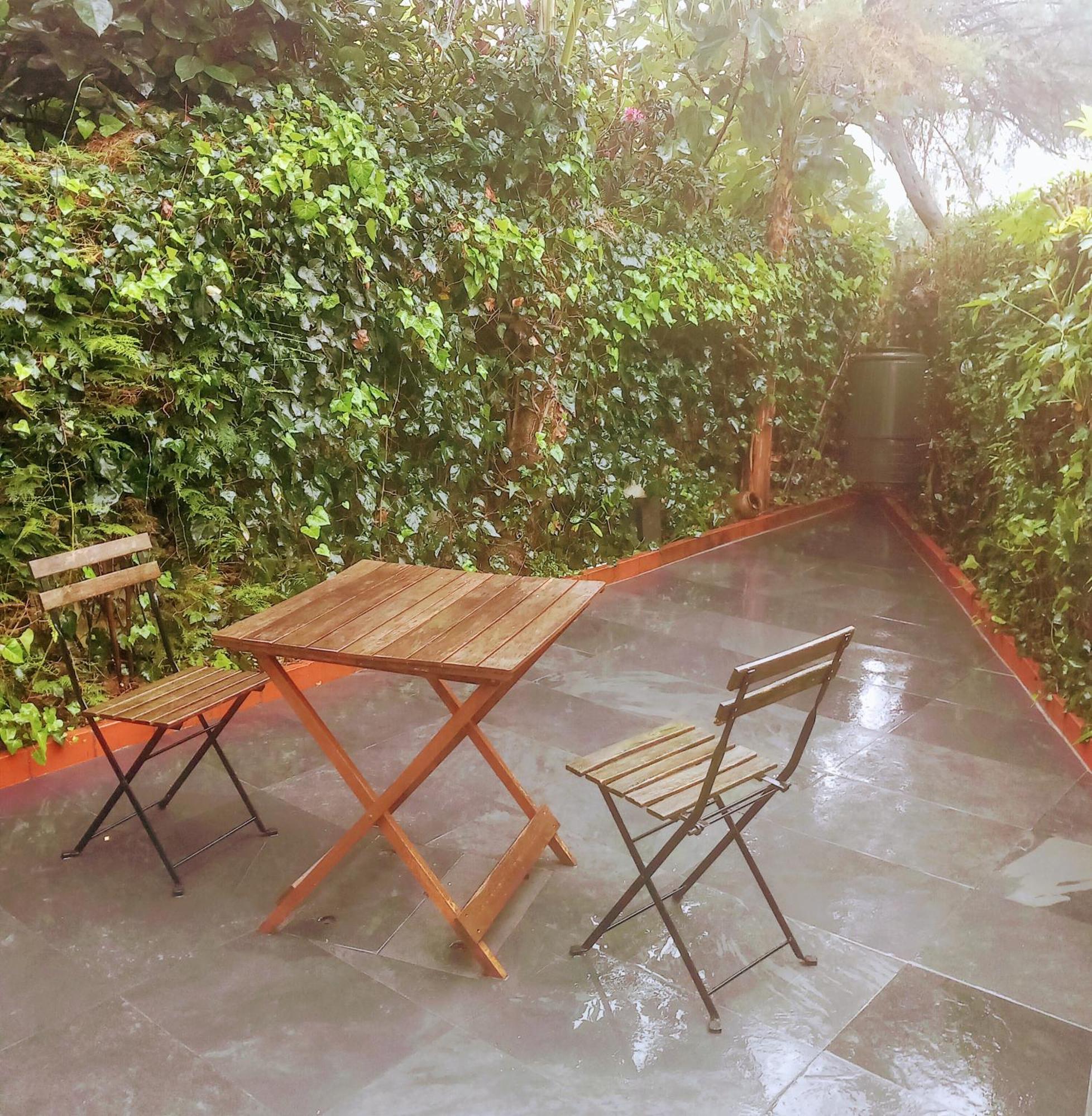 Apartment With Private Garden Порто Екстериор снимка